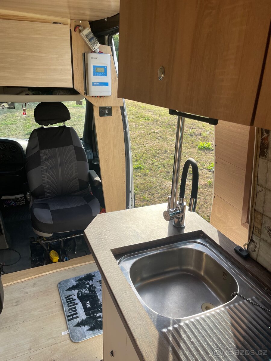 Prodám obytné Iveco Daily - 13
