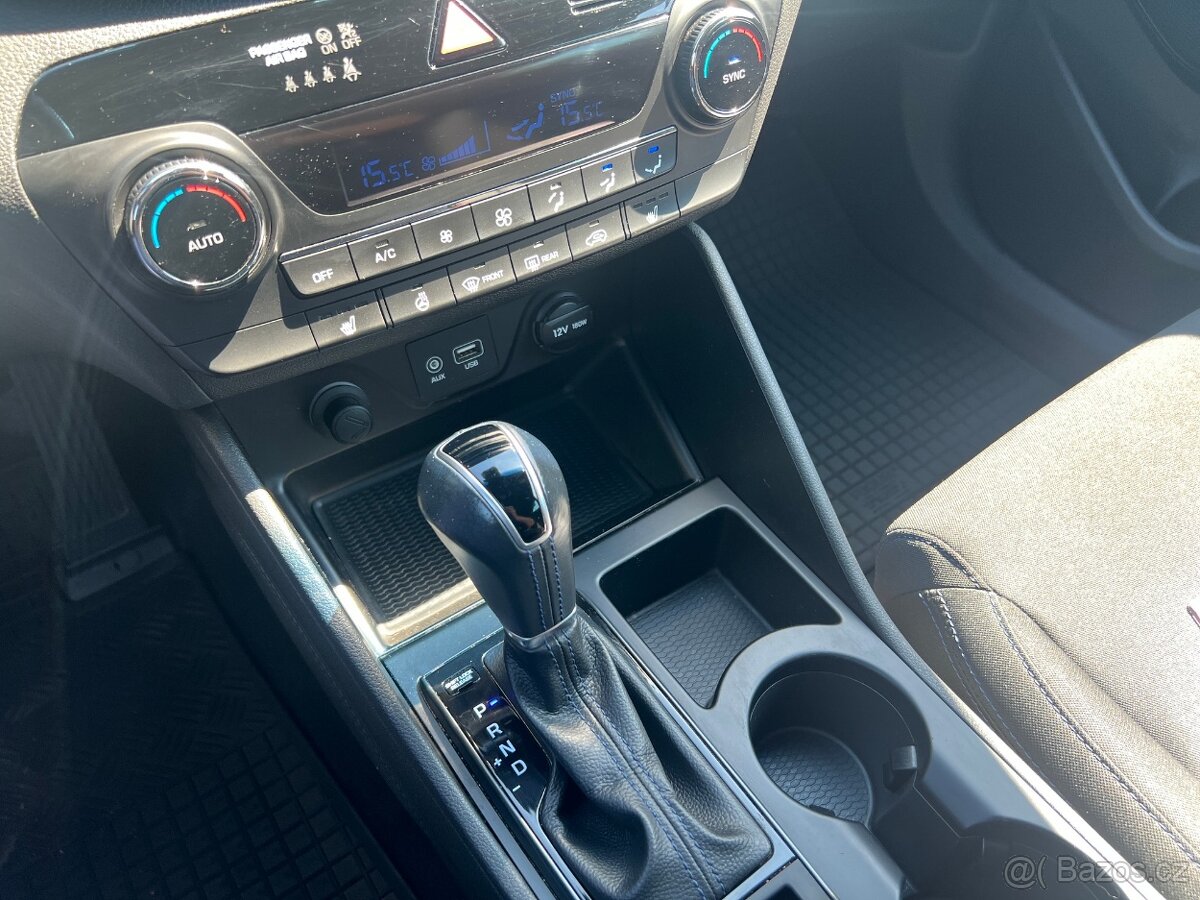 Hyundai Tucson 2,0 CRDi 4X4 Automat - 13