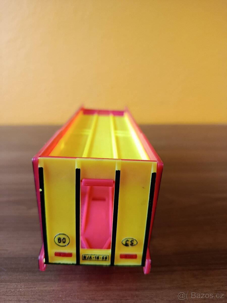 Staré hračky( kdn,Igra,ites) - 13