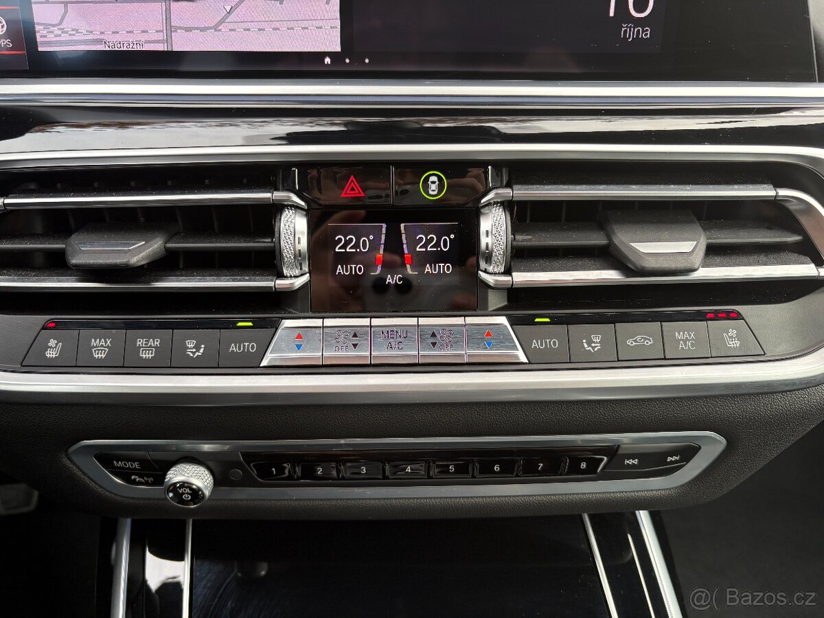 BMW X7 3.0 M50d DPH, 7MÍST, MAX VÝBAVA - 13