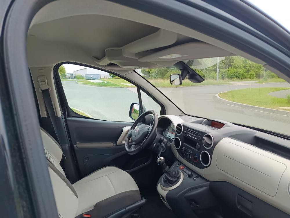 Citroen Berlingo Multispace 1.6 HDI 84 kw 2015 - 13