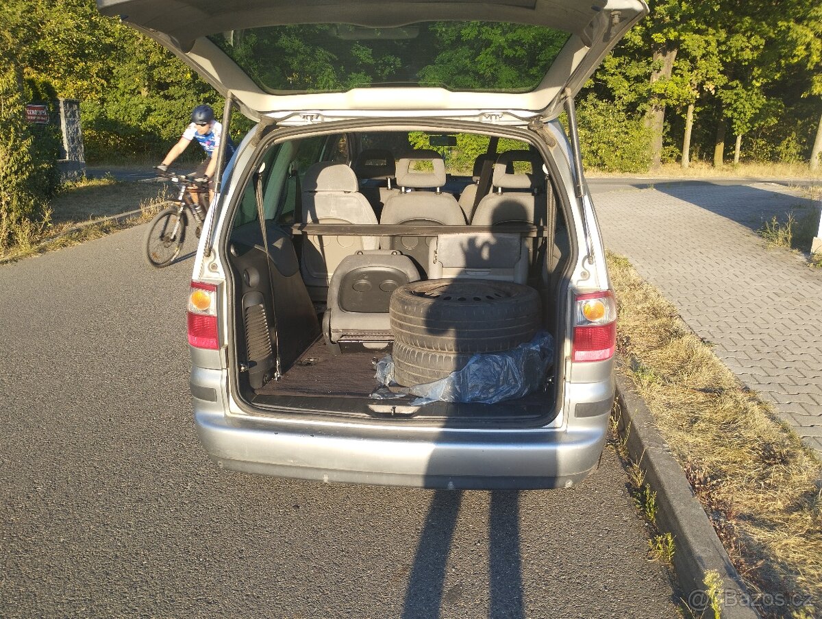 Ford Galaxy TDI - 13