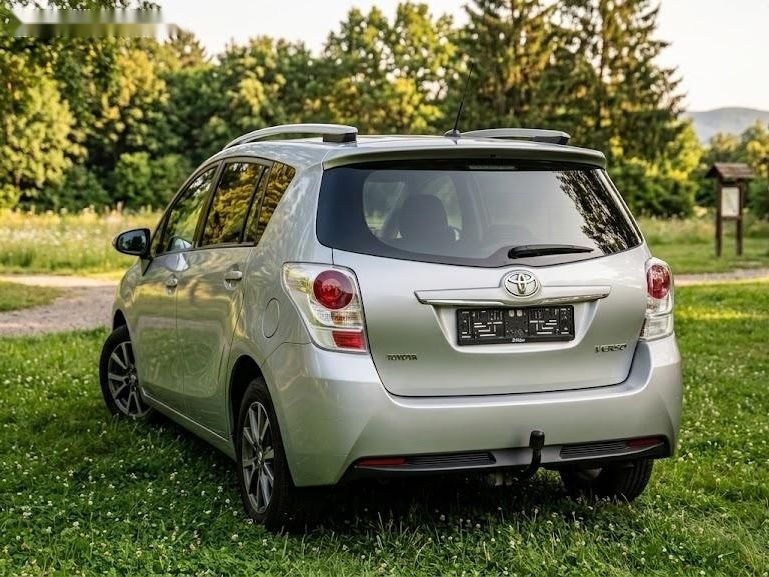 Toyota Verso,1.6 97 kw Rezervace - 13