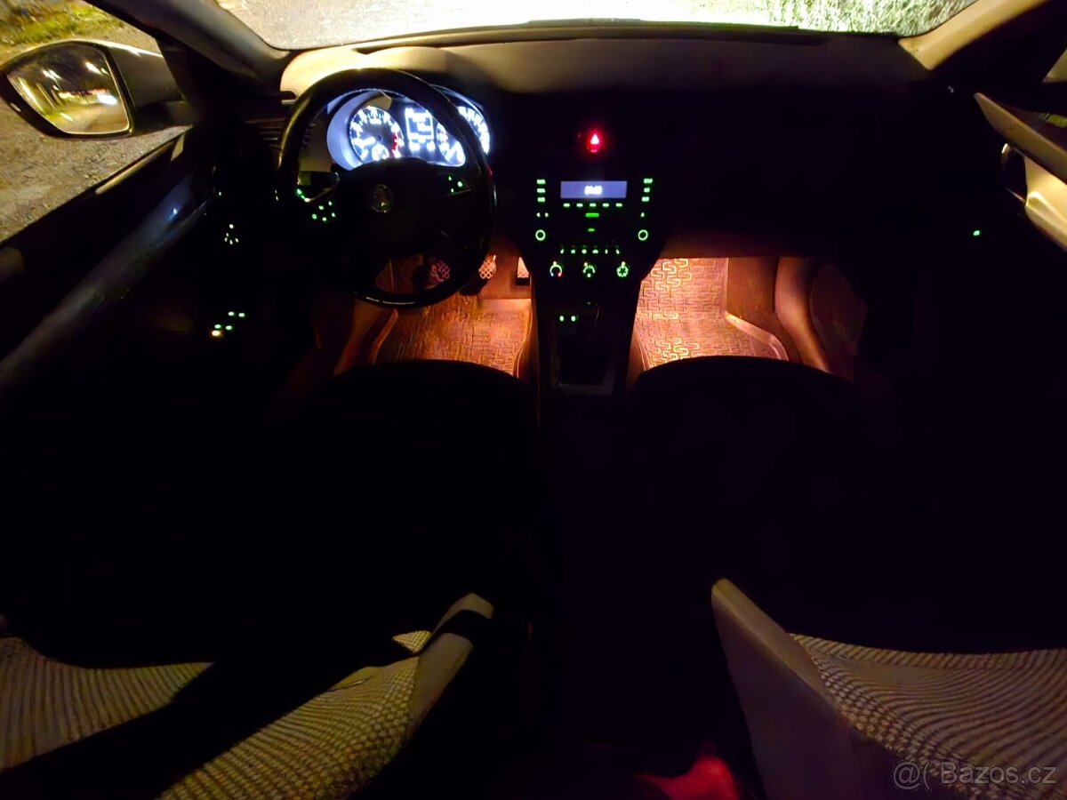 Škoda Octavia 3; benzín, 1.8 TSI, 132 KW, tažné zařízení, - 13