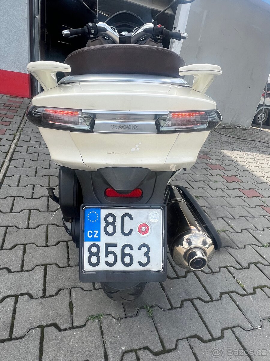 Piaggio X10 500 Executive ABS - 13