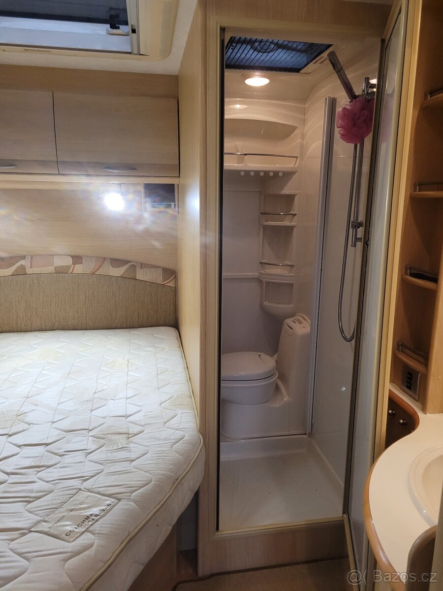 Anglický Karavan COACHMEN AMARA - 13