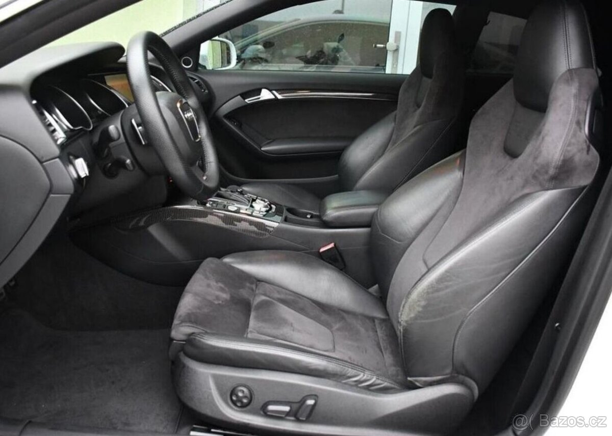 Audi RS5 4.2FSI V8 QUATTRO B&O CARBON - 13