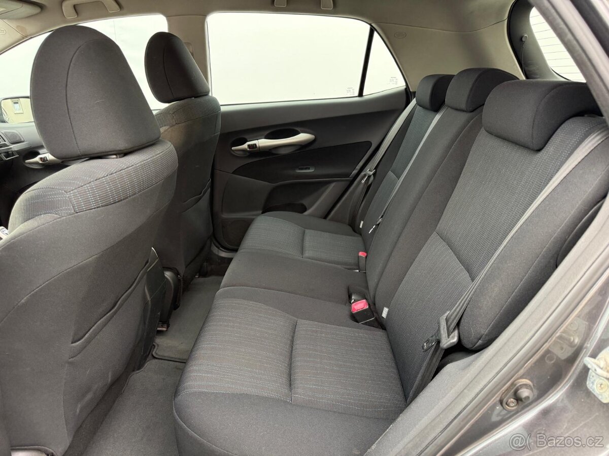 Toyota Auris 1.6 benzín 91 kW - 13