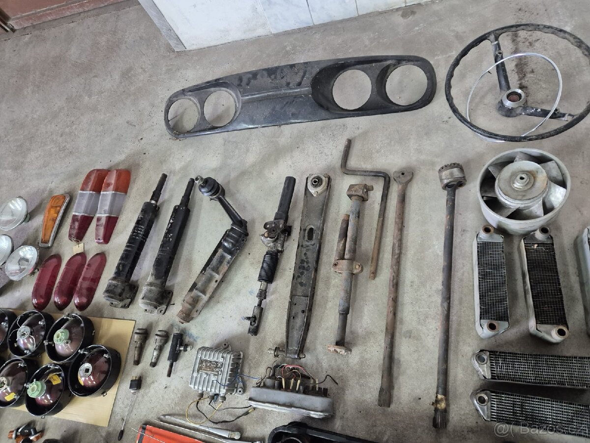 Prodám náhradní díly Tatra 603. - 13