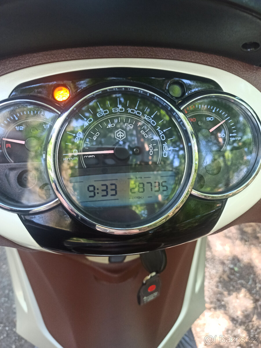 Piaggio Beverly 300 R.V.2010 - 13