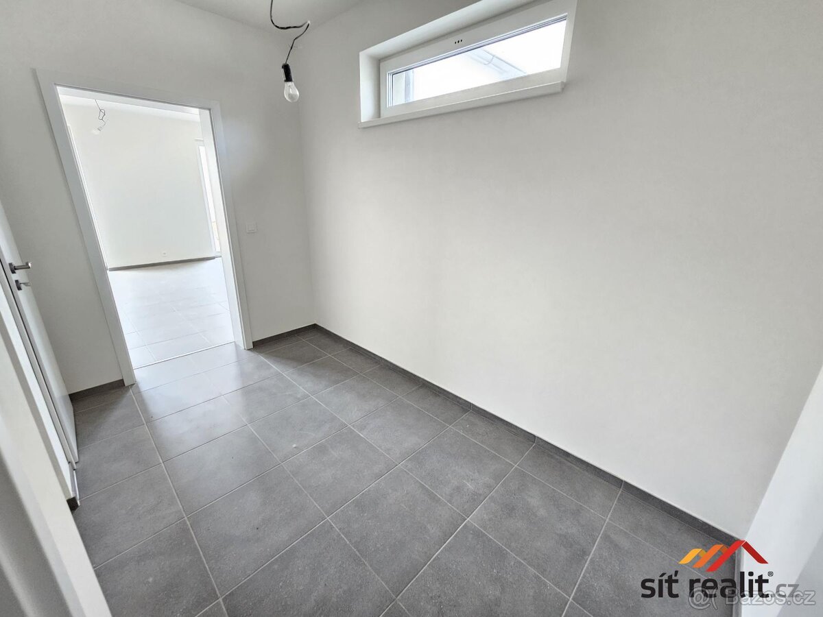 Prodej novostavby 3+kk, 105 m2, poz. 191 m2, Praha 9 - Jahod - 13