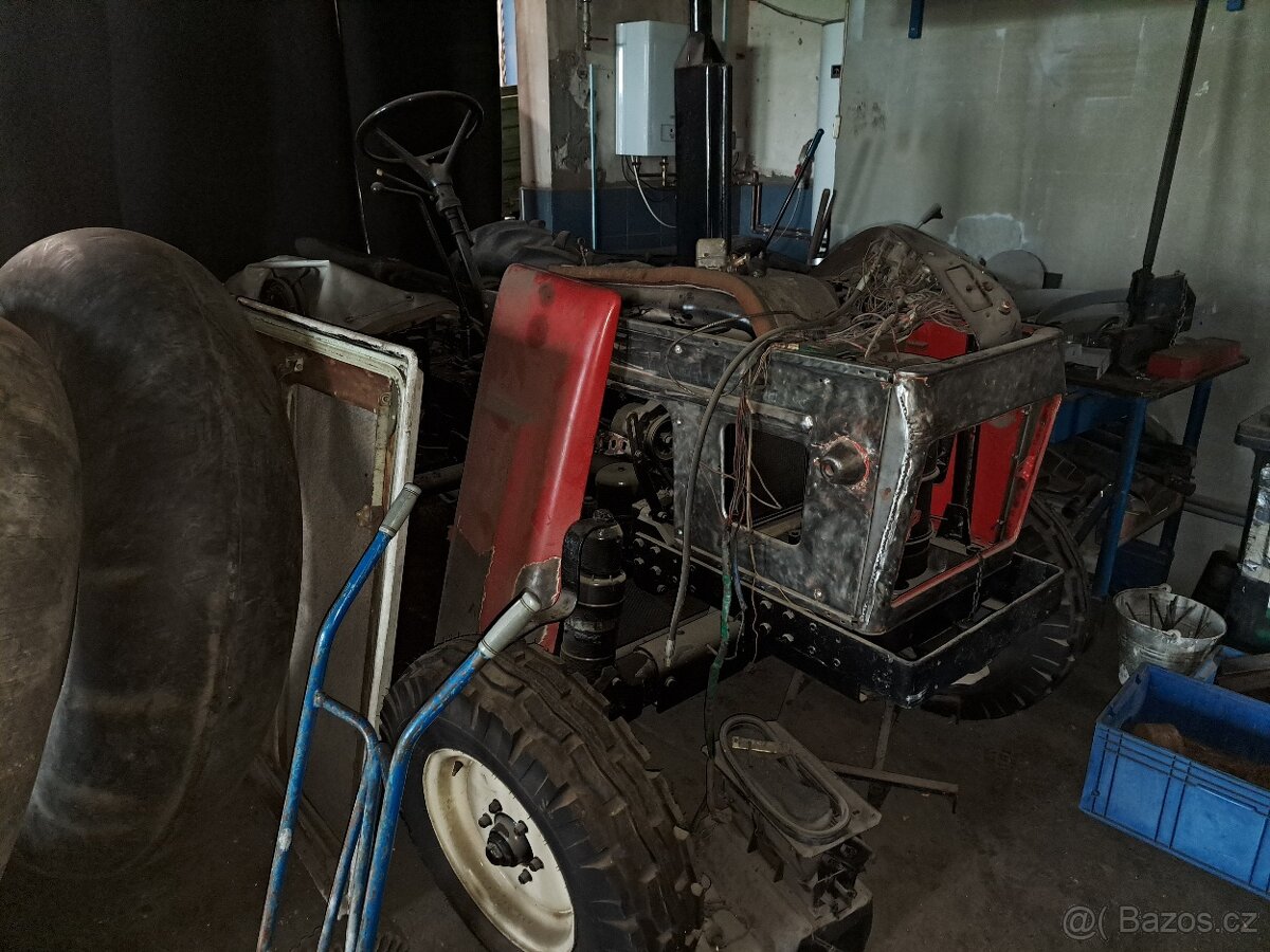 Prodám traktor Zetor 6718 - 13
