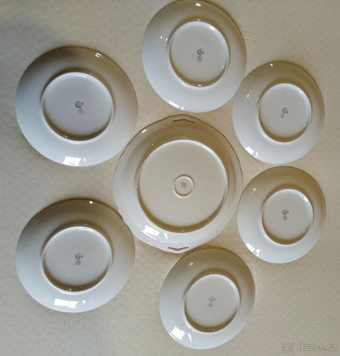 Talíře porcelánové dezertní - 13
