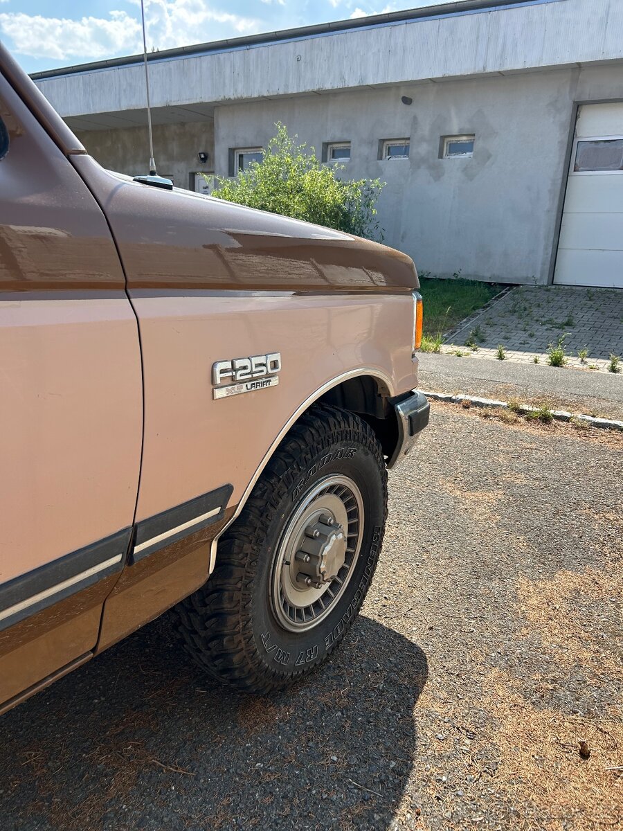 Ford F250 XLT Lariant - 13