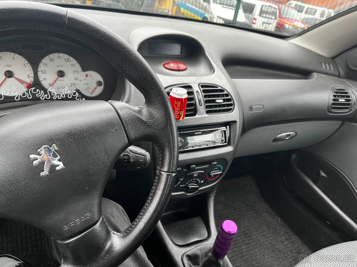 Peugeot 206cc 1.6 80Kw - 13