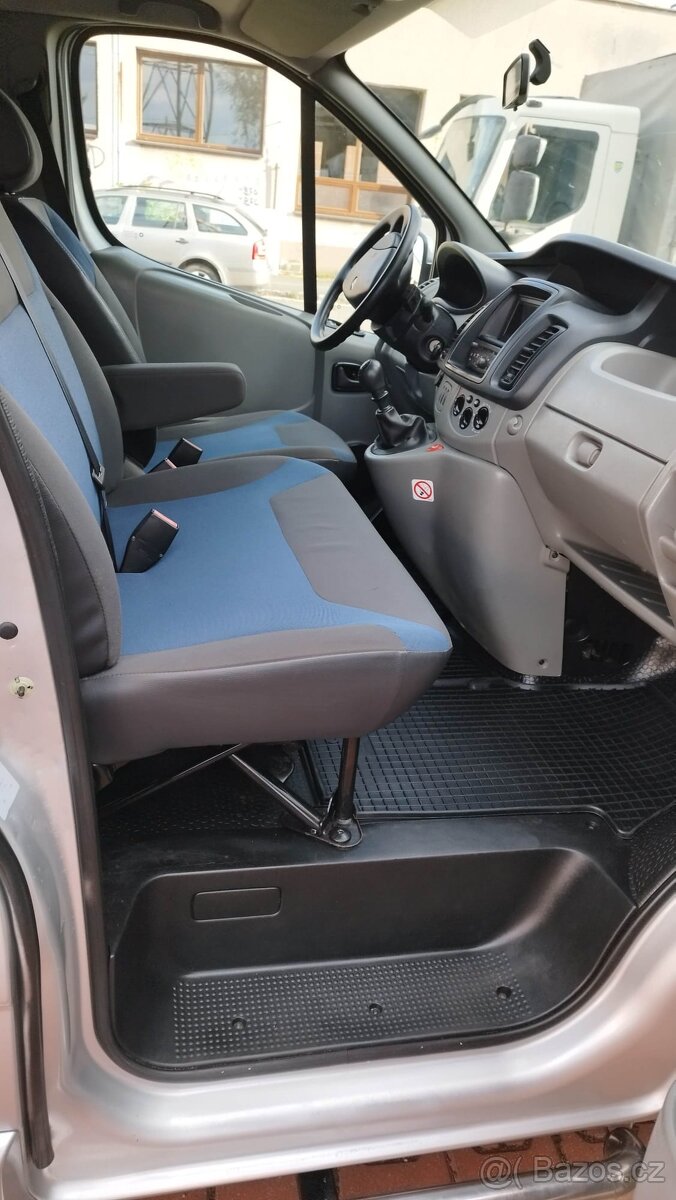 RENAULT TRAFIC 2.0DCI 84KW BEZ DPF LONG 6 MÍST R.V.2011 - 13