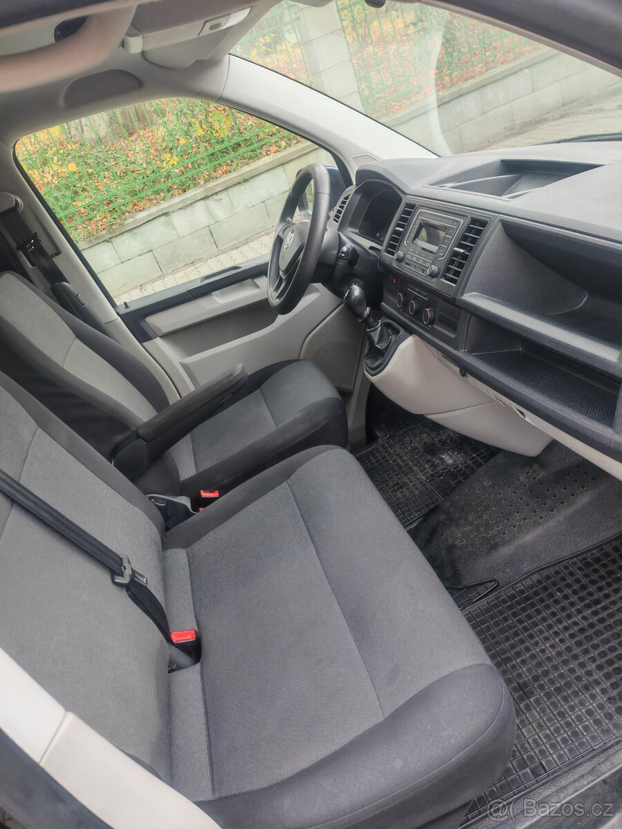 Transporter 2018 CZ Kup Servis za 220tis. Kč Serviska 2.0td - 13