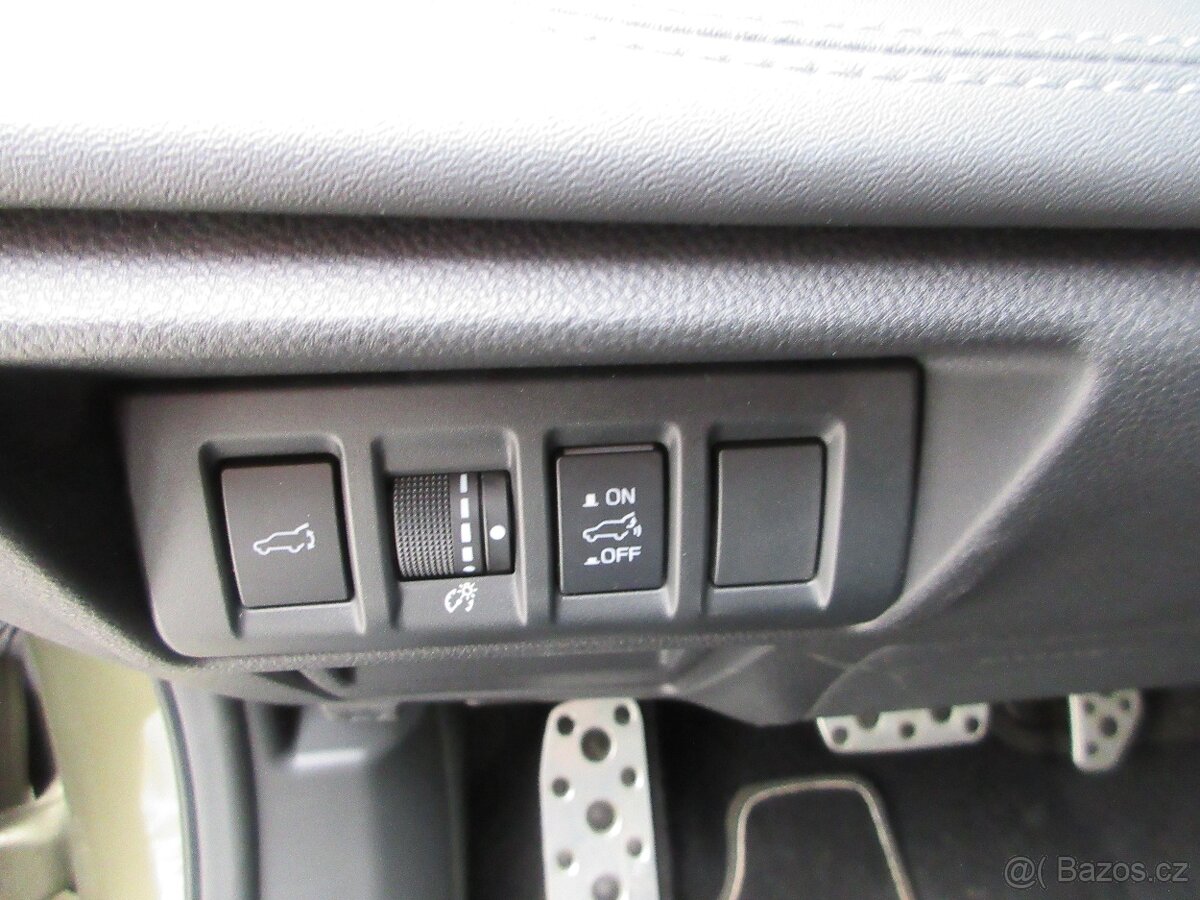 Subaru Outback 2.5iT AWD, Platinum, 1.maj.ČR, DPH - 13