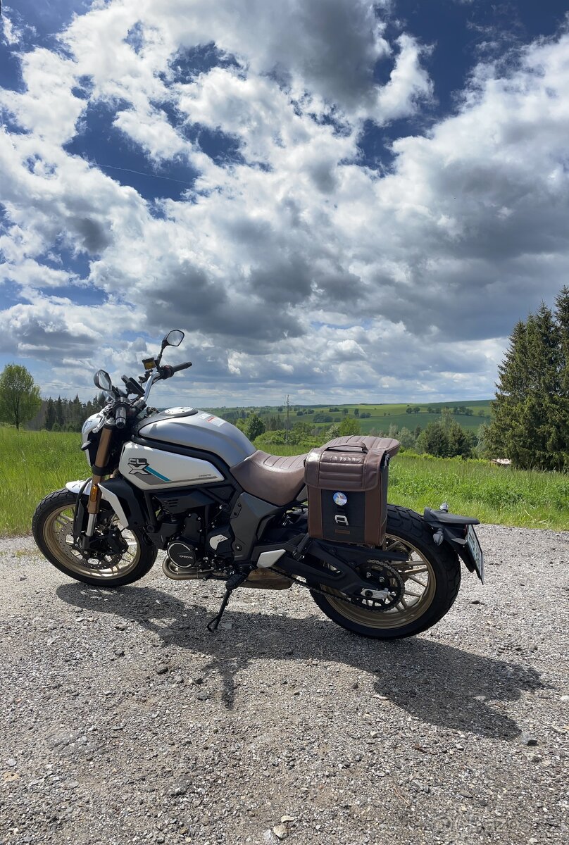 2022 CFMOTO 700CL-X Heritage - 13