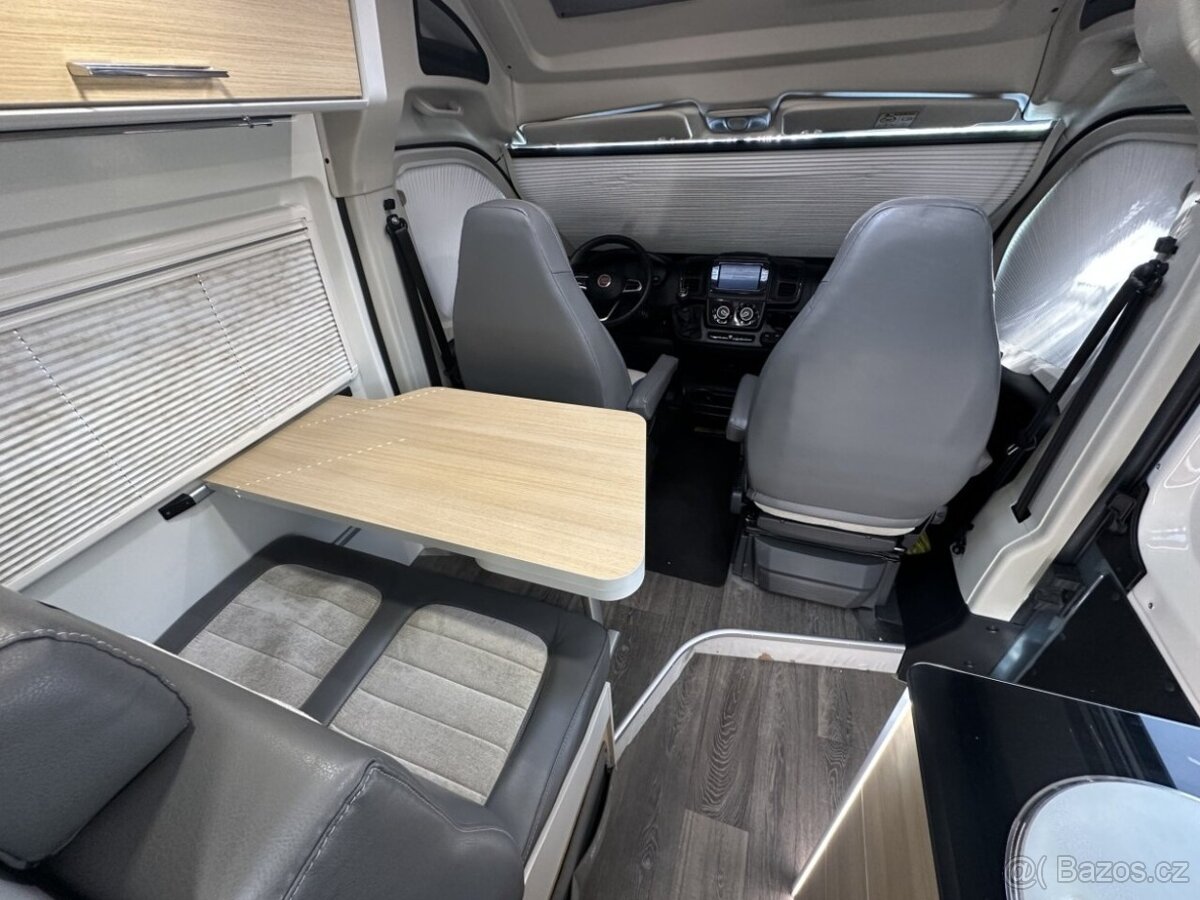 KARMANN-MOBIL DEXTER 581 - TOP STAV - 13