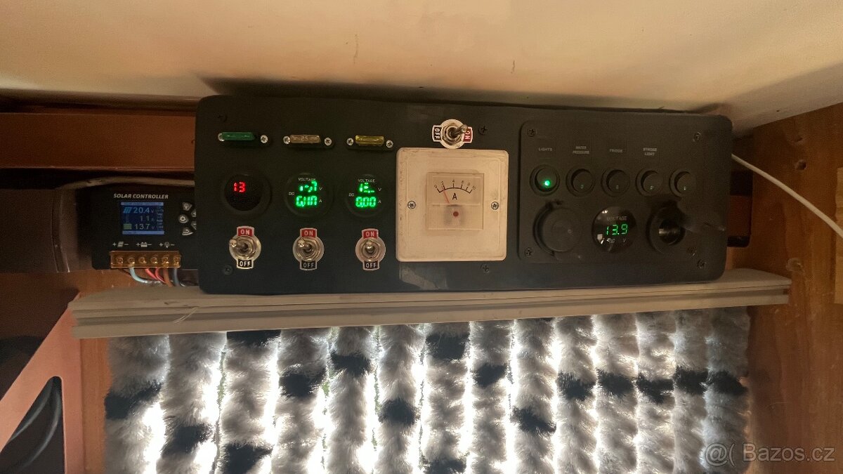 obytný automobil Renault Trafic - 13