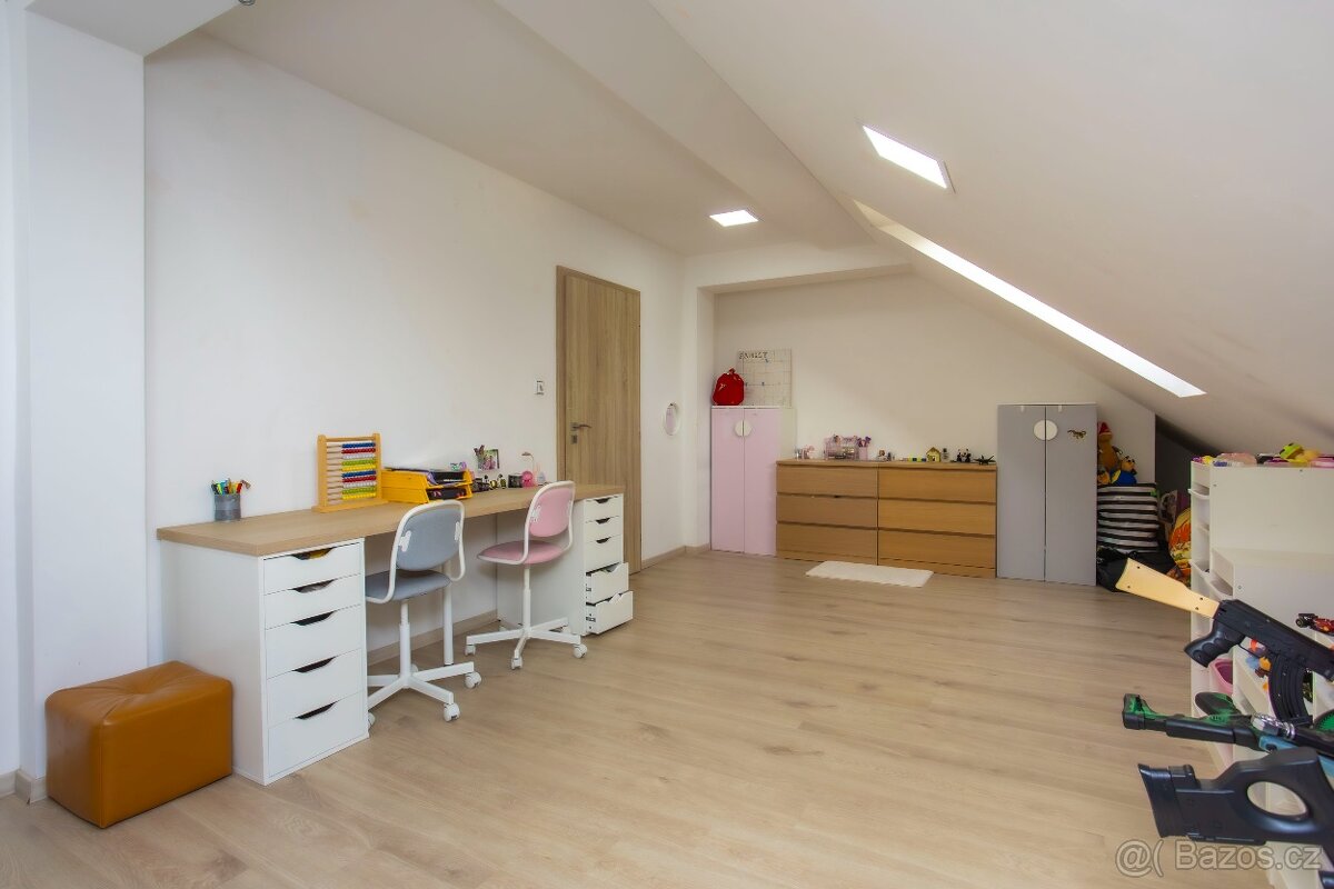 Prodej bytu 3+1 - 138 m² - Višňovka – Pardubice - 13