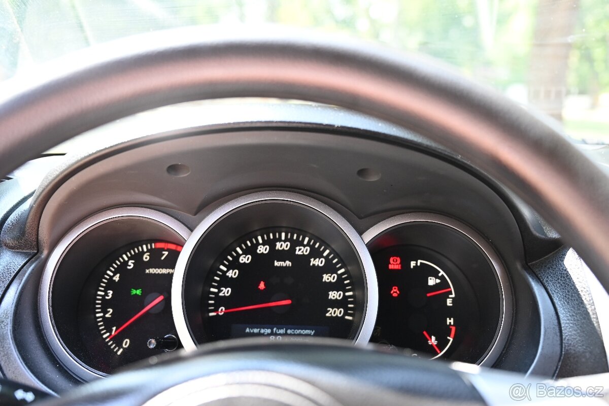 Grand Vitara 2.0 - 13