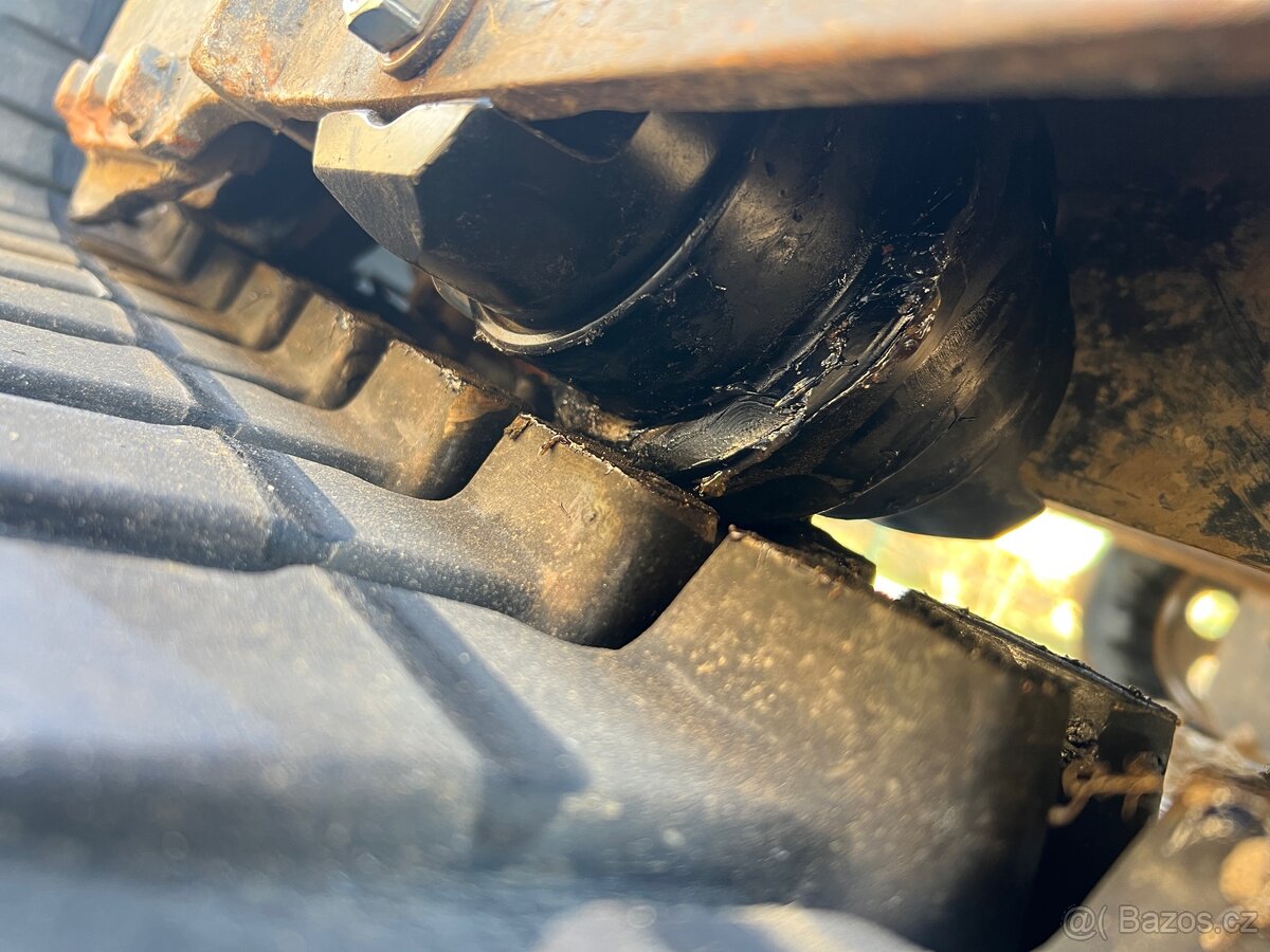 Pasový bagr Kobelco SK55SR NOVÉ PÁSY + ROLNY - 13