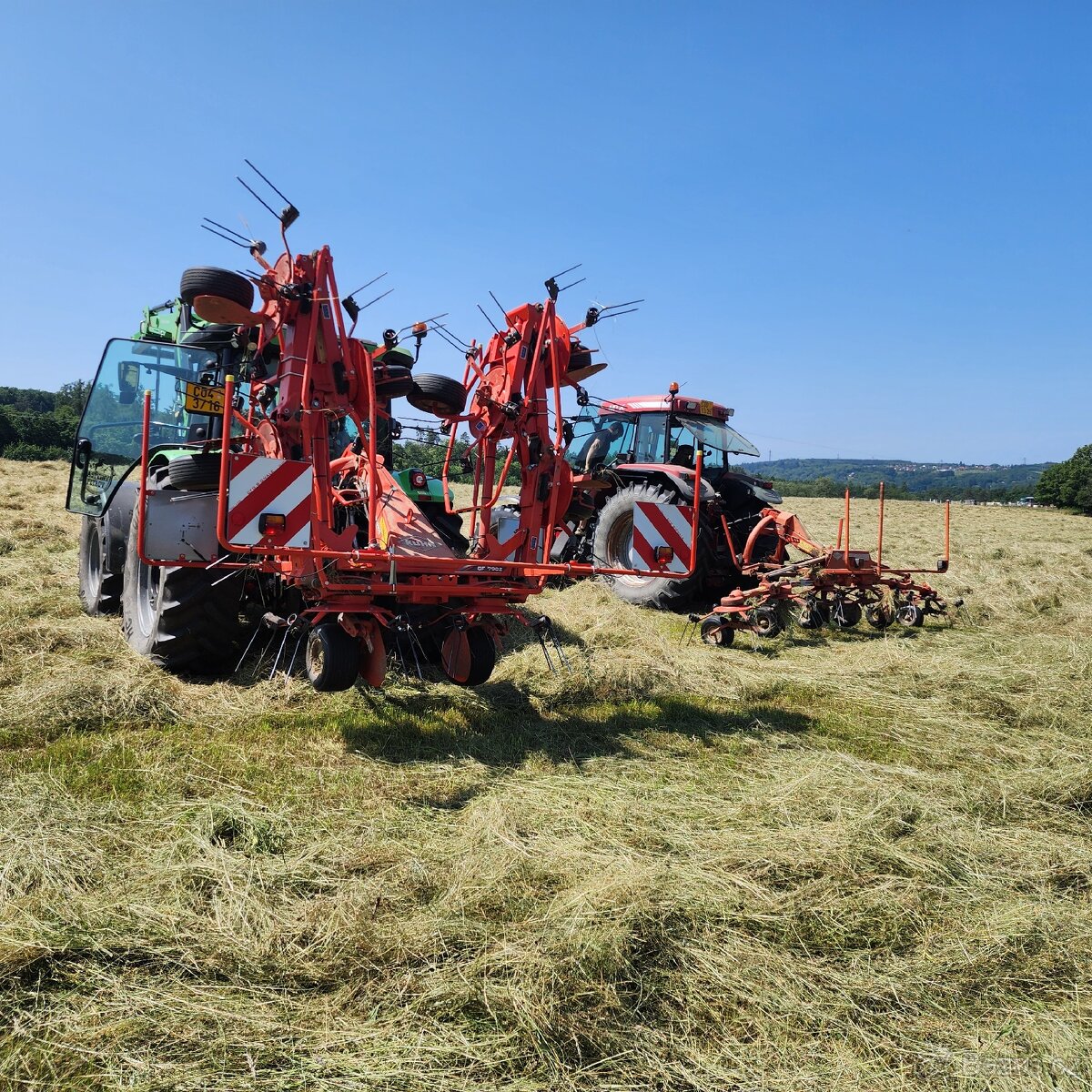 Traktorista řidič bagrista kolega farmář - 13
