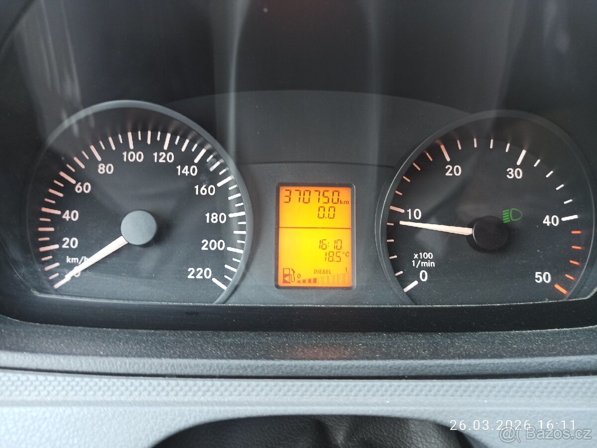 Mercedes Vito - 13