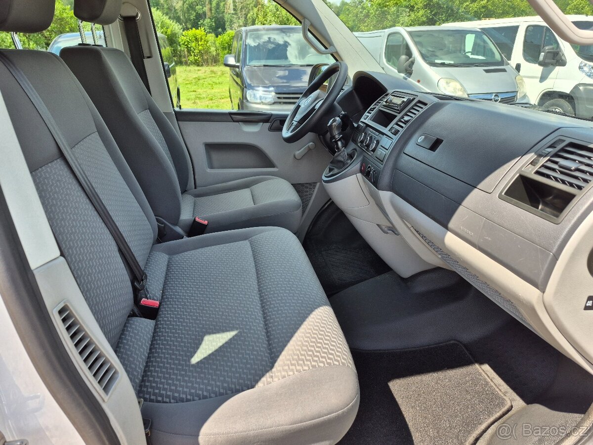 VW Transporter T5 rv. 2011 - 13