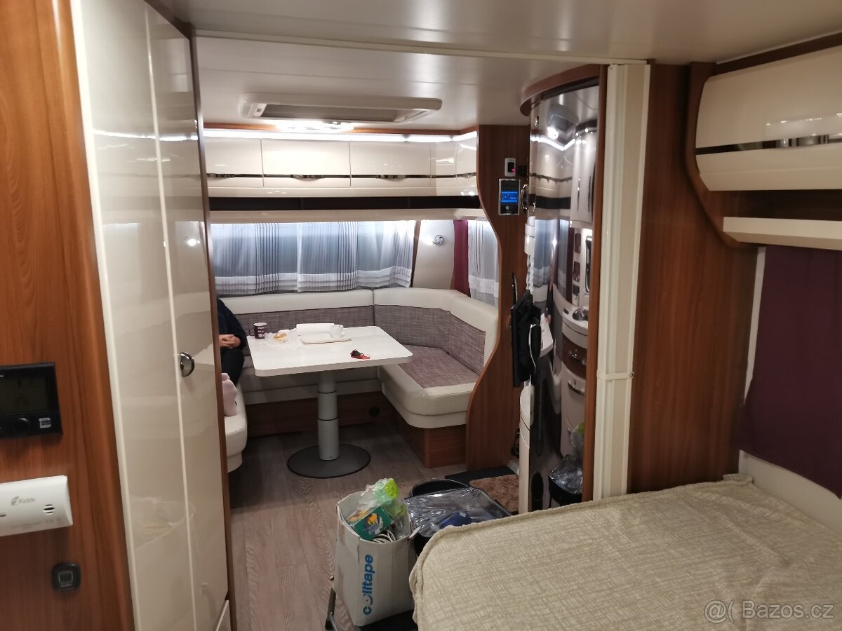 Karavan Hobby 560 Excelent model 2019 - 13