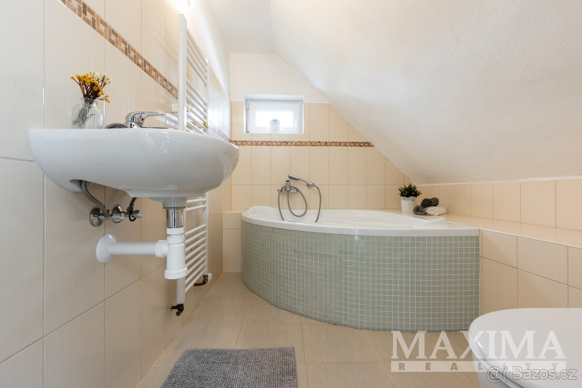 Dům 5+kk o ploše 123 m2 - Dobříš, Dobříš - 13