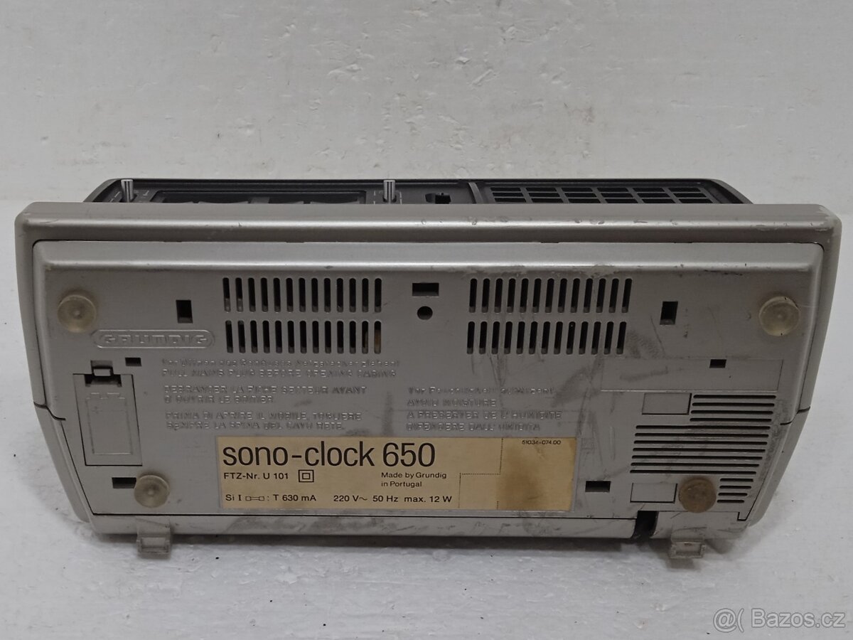 GRUNDIG Sono Clock 650 Retro radiobudík - 13