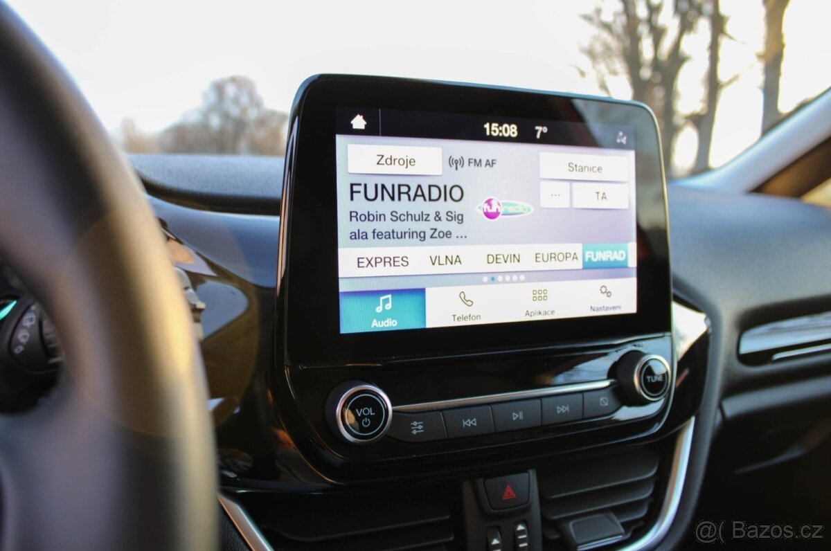 Ford Fiesta / V ZÁRUKE / - 13