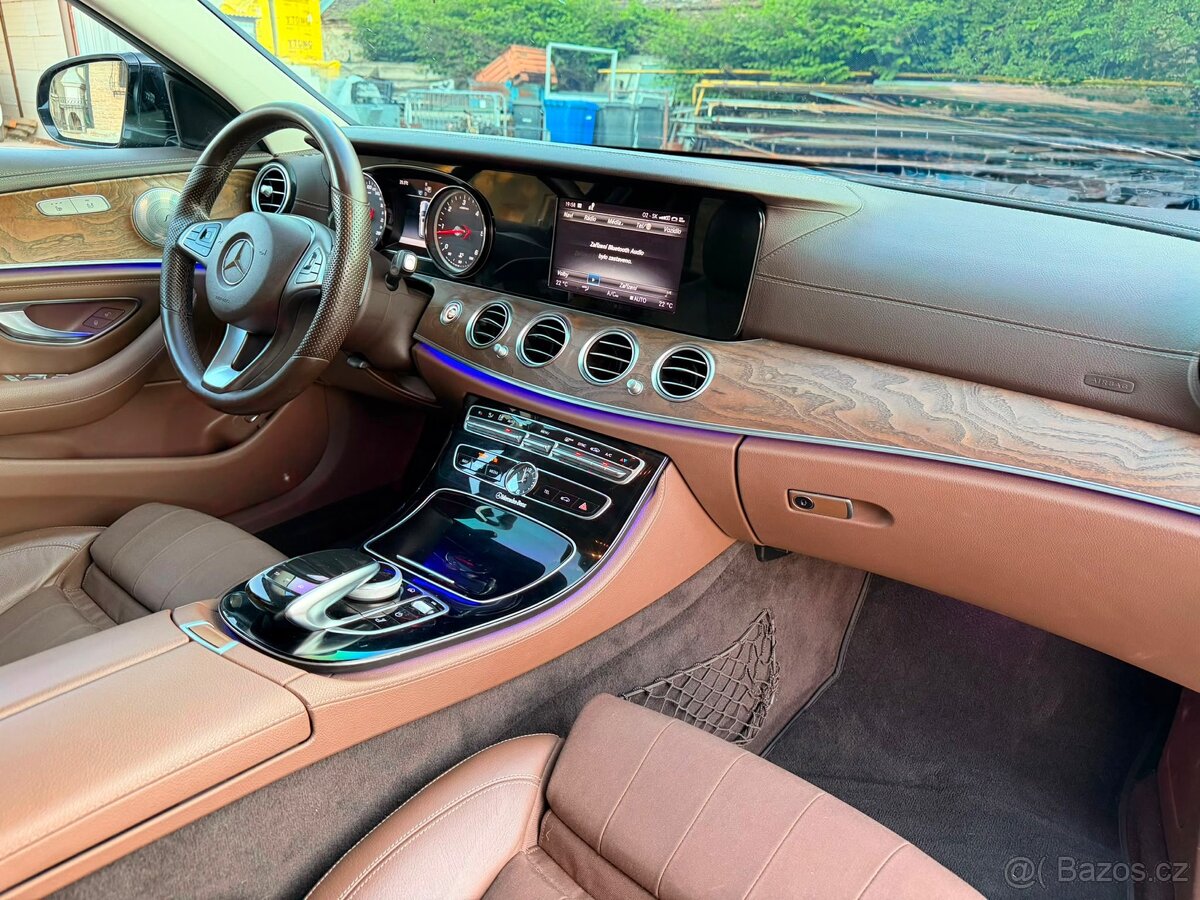 Mercedes Benz E220 AMG 143kw - 13