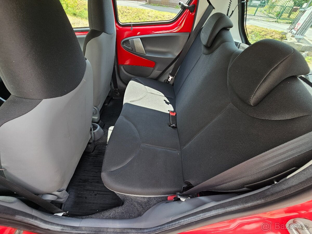 Toyota Aygo 1.0i KLIMA - 13