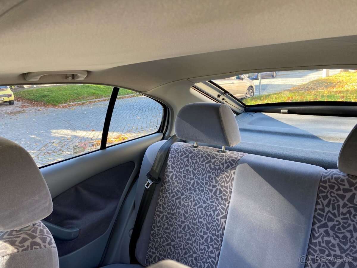 Škoda Octavia I (v plné výbavě) - 13