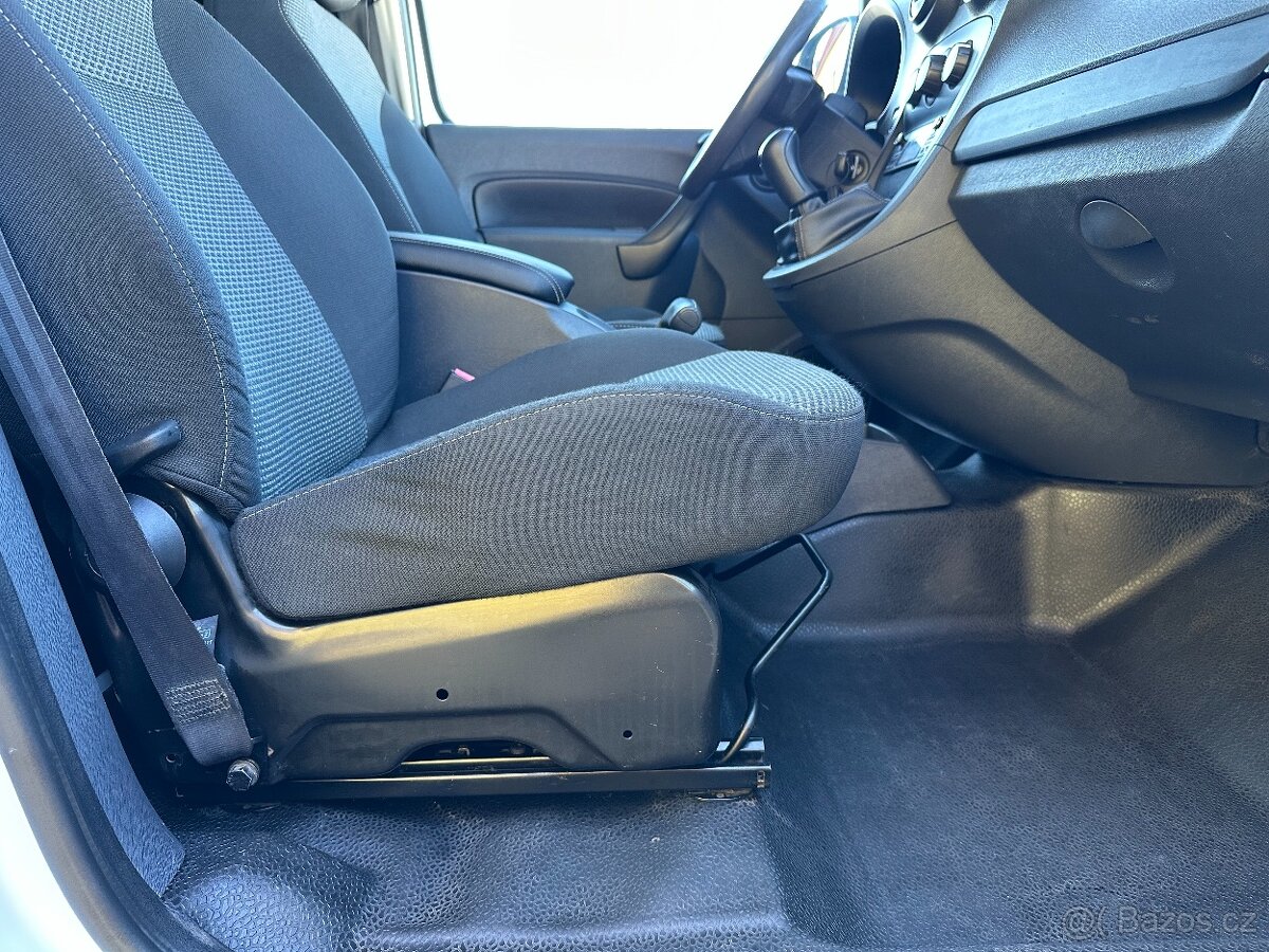 Mercedes-Benz Citan 1.5dCI/55Kw 1.Maj. 2.místa r.v.2015 - 13