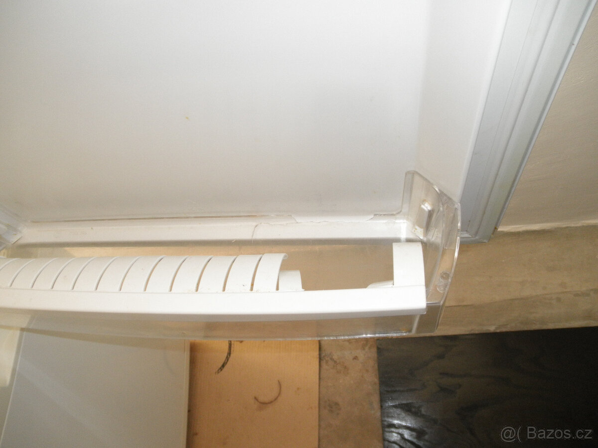 Lednice s mrazákem,značka:ROMO. - 13
