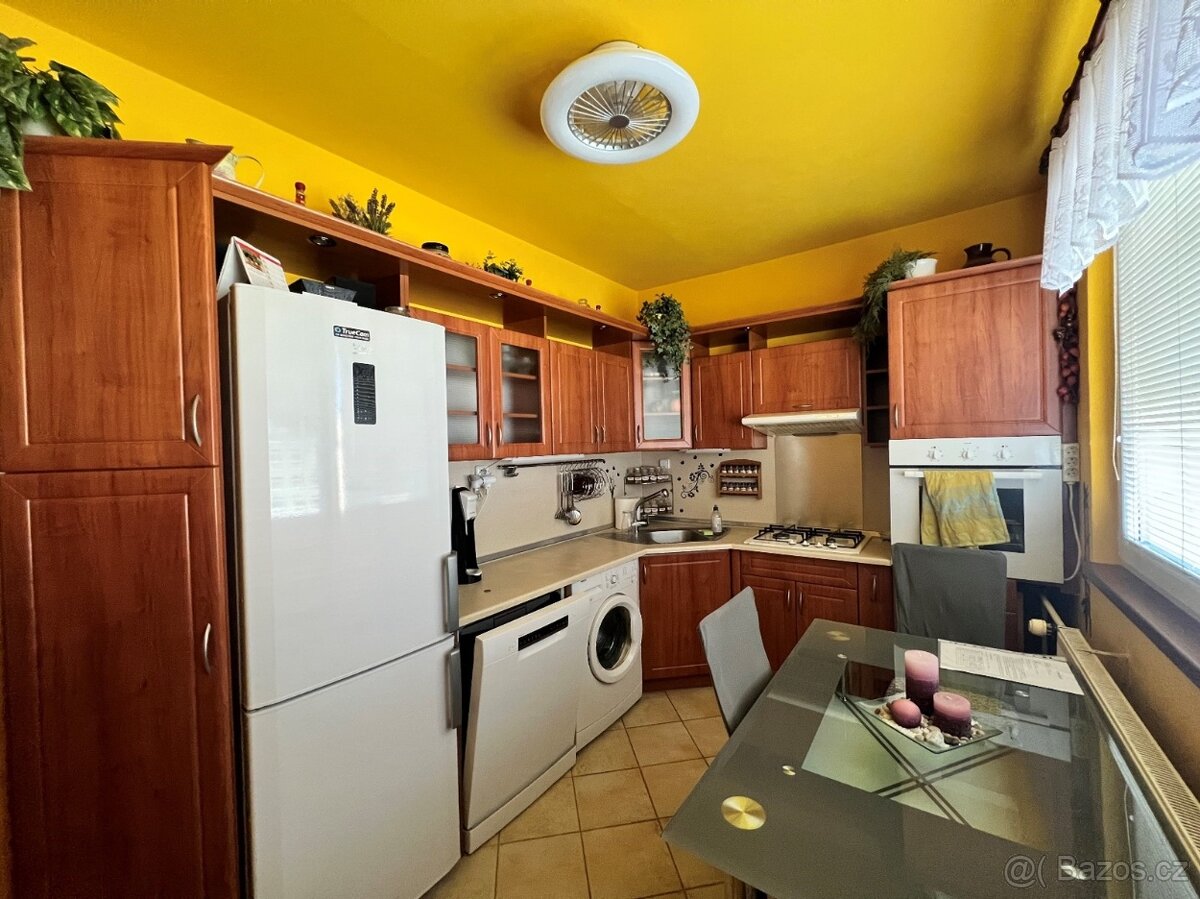 Byt 2+1 Česká Lípa - 13