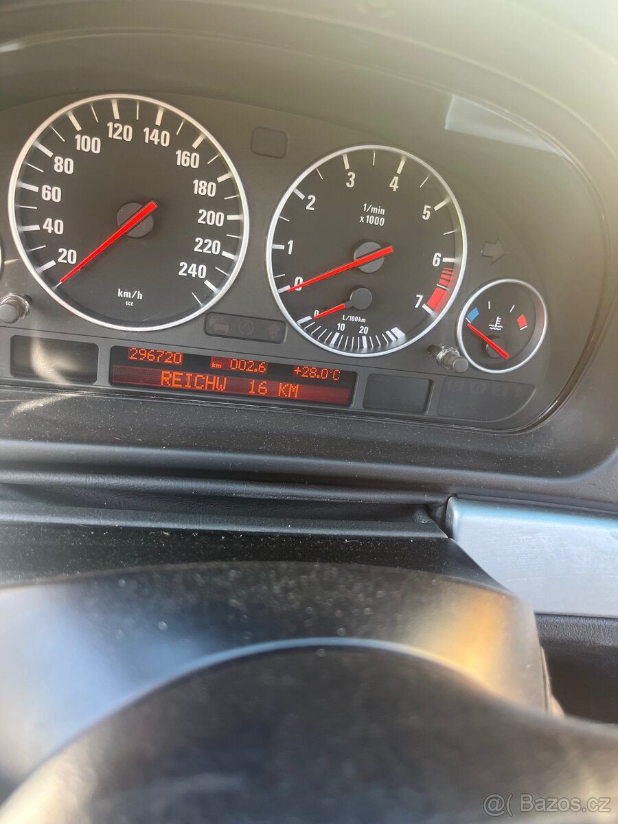 Bmw e39 525ia díly - 13