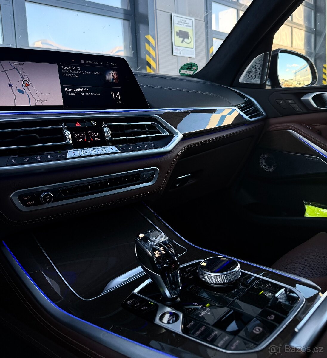 BMW X5 xDrive 40d - M PERFORMANCE LASER/B&W/PANO/MASAŽ/SWAR - 13