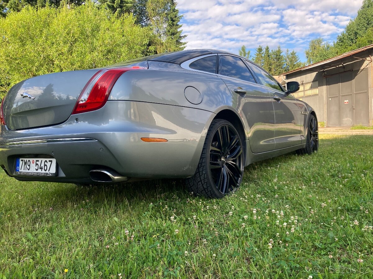 Jaguar xj 351 - 13