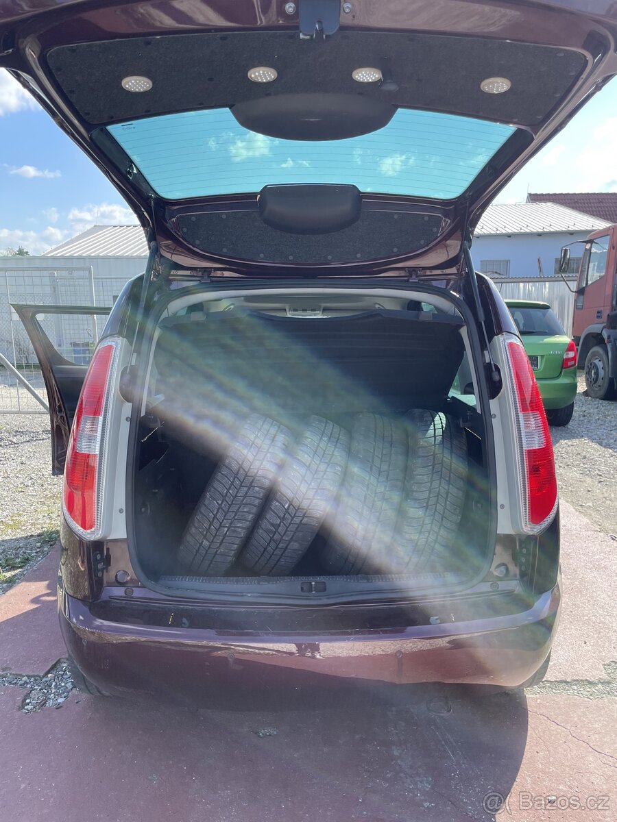 Škoda Roomster..1.2 Tsi benzin - 13