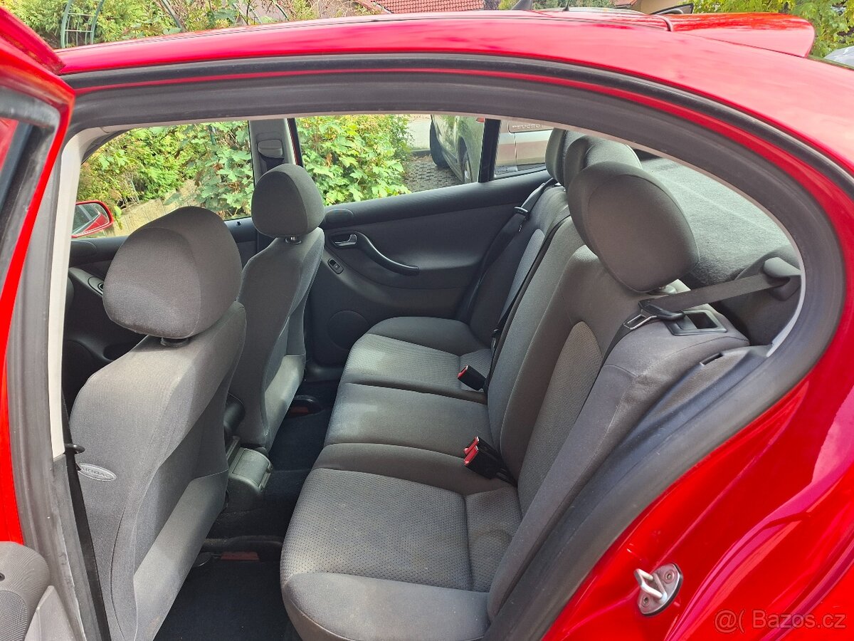 Seat Leon 1,9tdi 66kw - 13