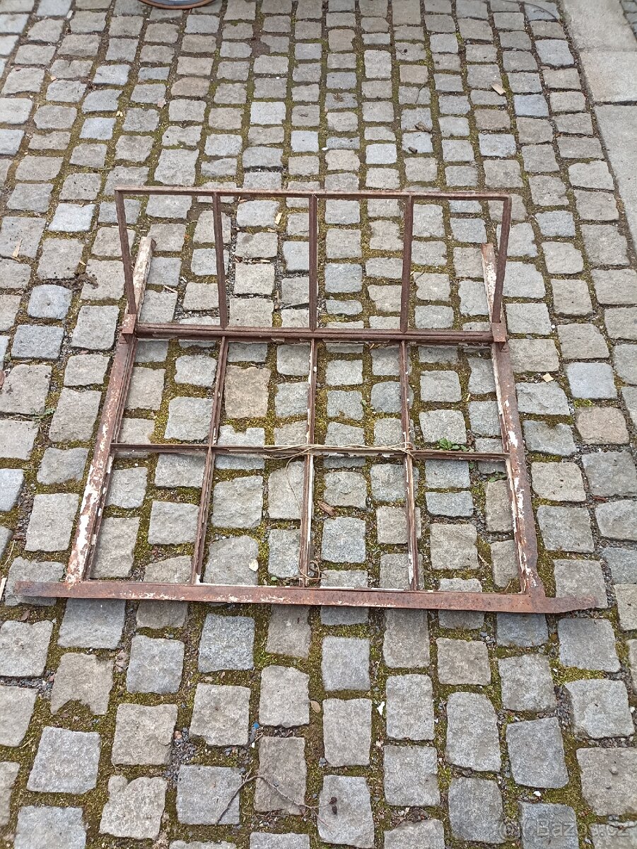 2 ks industriální, kovová okna - 13