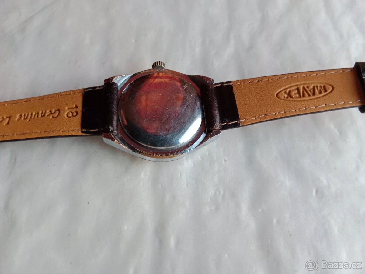 Staré, funkční hodinky Prim- televize - 13