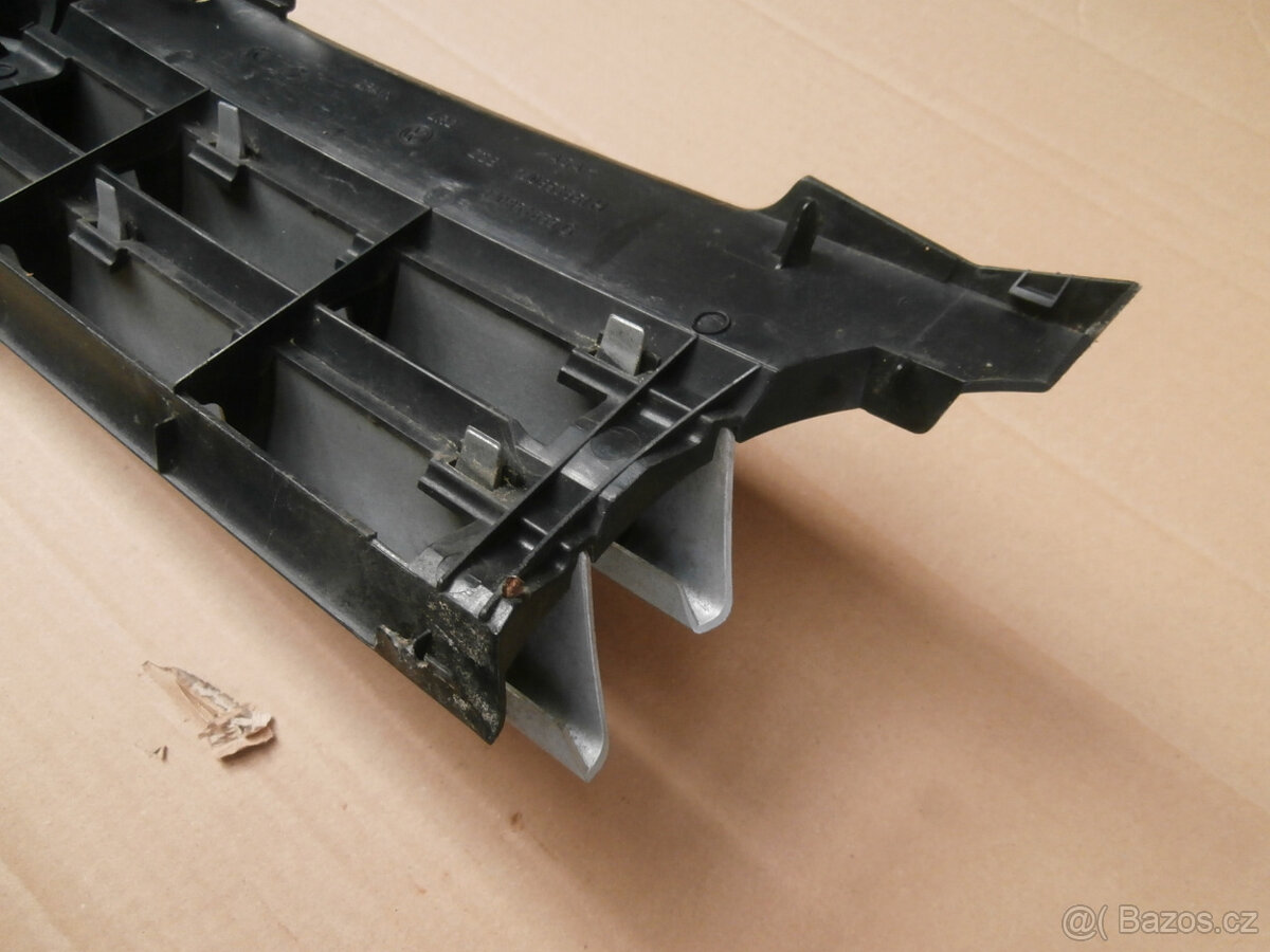 Přední maska na Volkswagen kus za 400 kč včetně pošty - 13