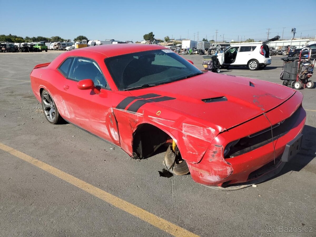 Dodge Challenger - náhradní díly - 13